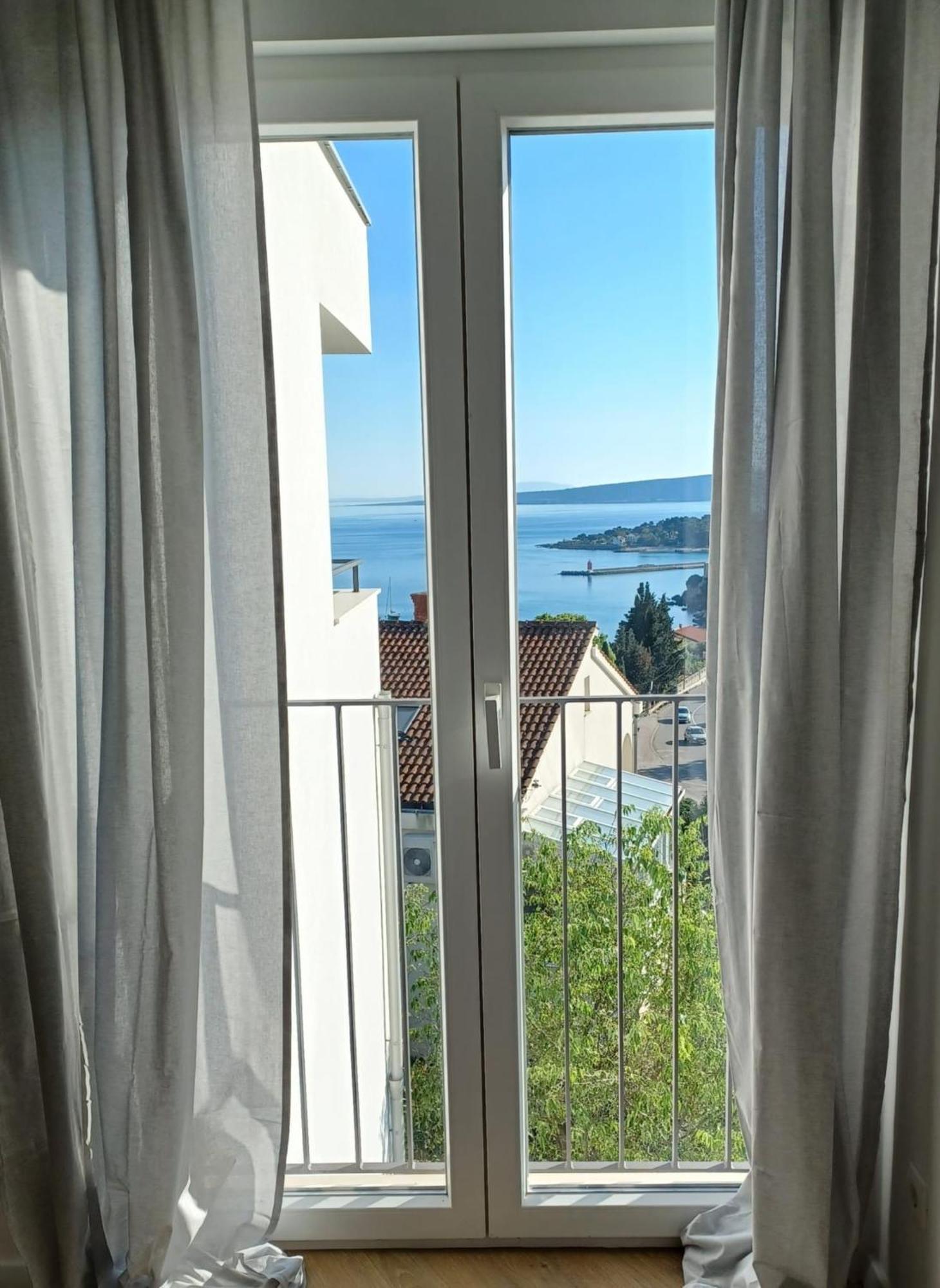 Sea View Apartments Ivana Krk Town Exterior photo
